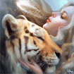 Девушка с тигром на аву