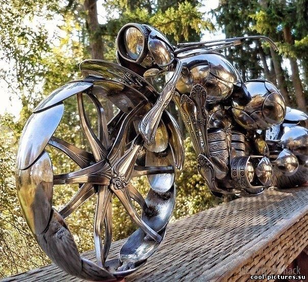 Мотоцикл из ложек