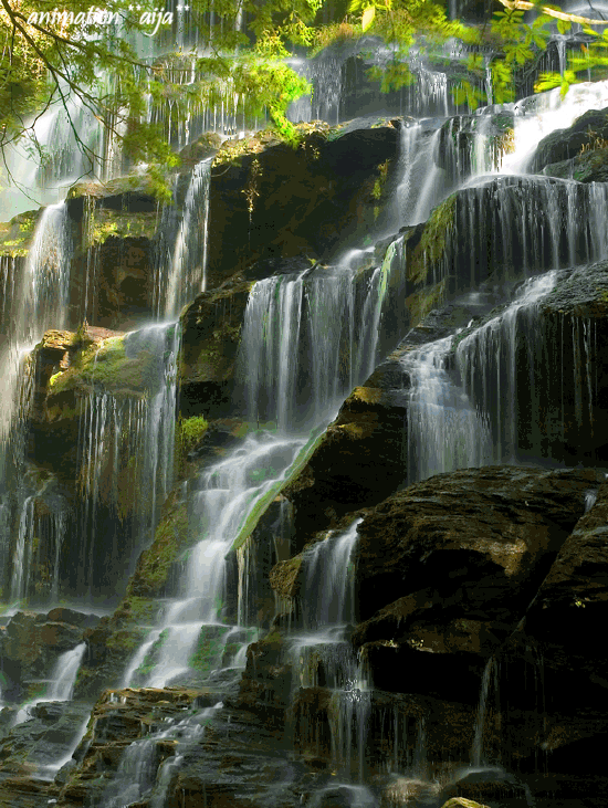Водопад из ручьев
