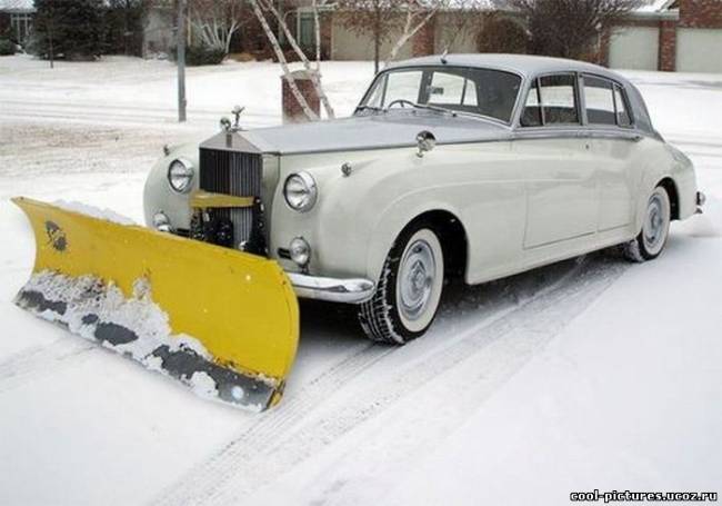 Снегоуборочный автомобиль