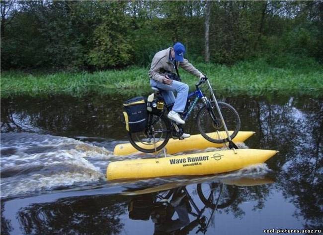 Велосипед на воде